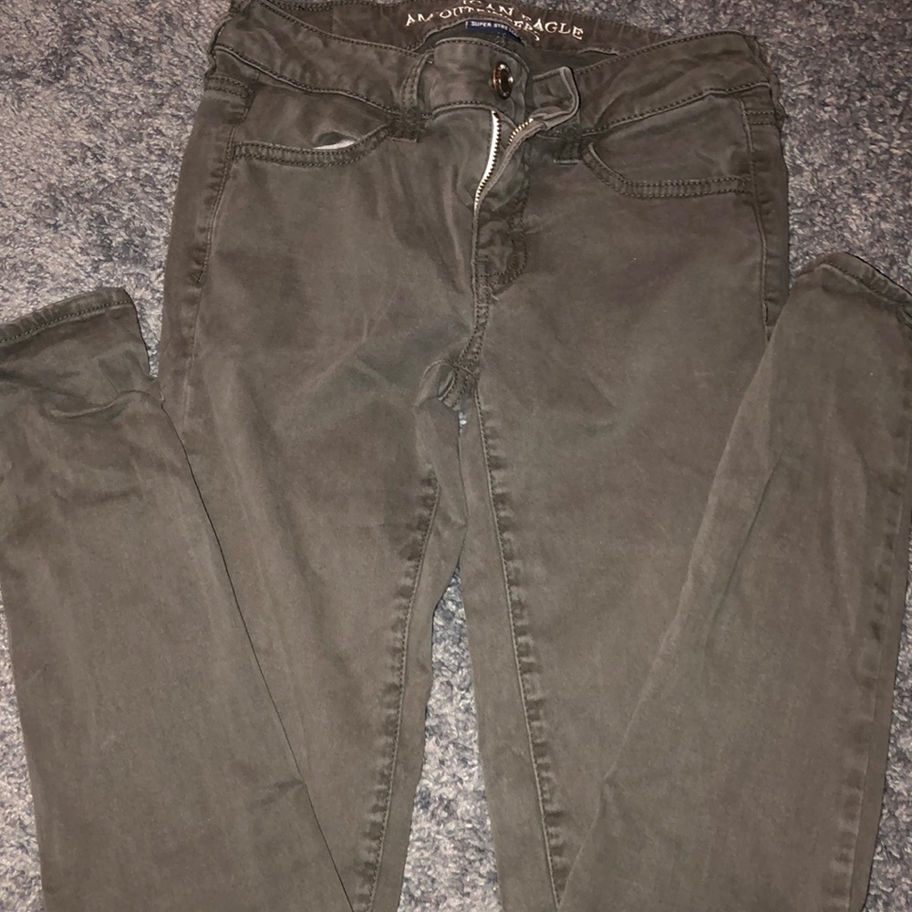 American Eagle army green skinny jeans jegging